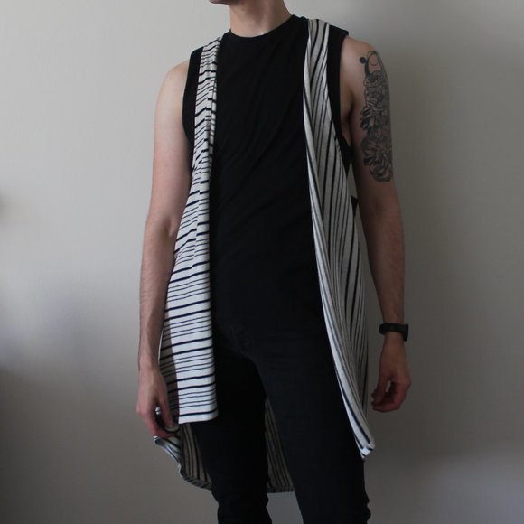 Sunday in Brooklyn split pattern striped vest - Picture 5 of 9